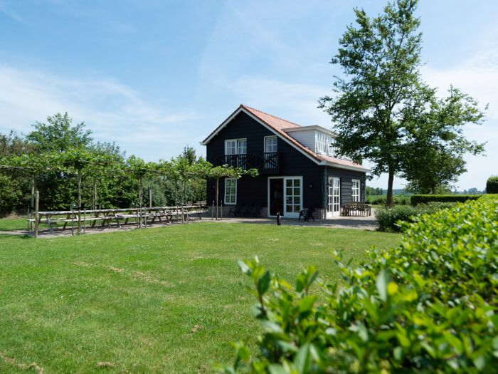 Vakantiewoning in Noordwelle (Zeeland) voor 20 personen met 9 slaapkamers.