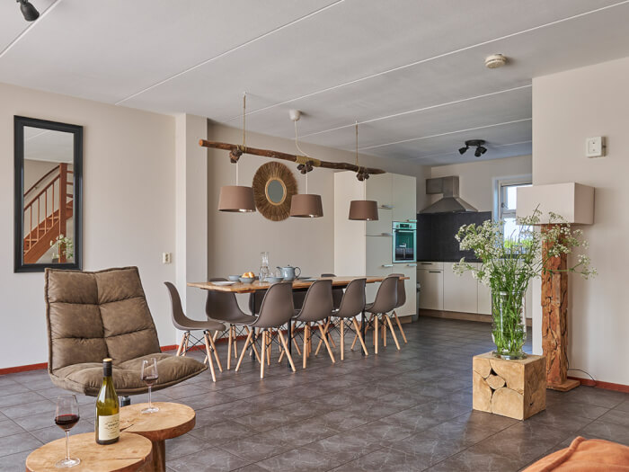 Vakantiewoning in Hippolytushoef (Noord-Holland) voor 10 personen met 4 slaapkamers.