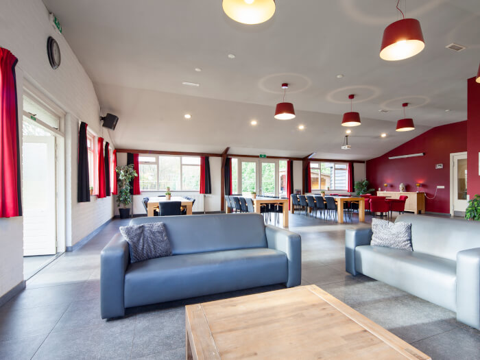 Vakantiewoning in Dongen (Noord-Brabant) voor 34 personen met 10 slaapkamers.