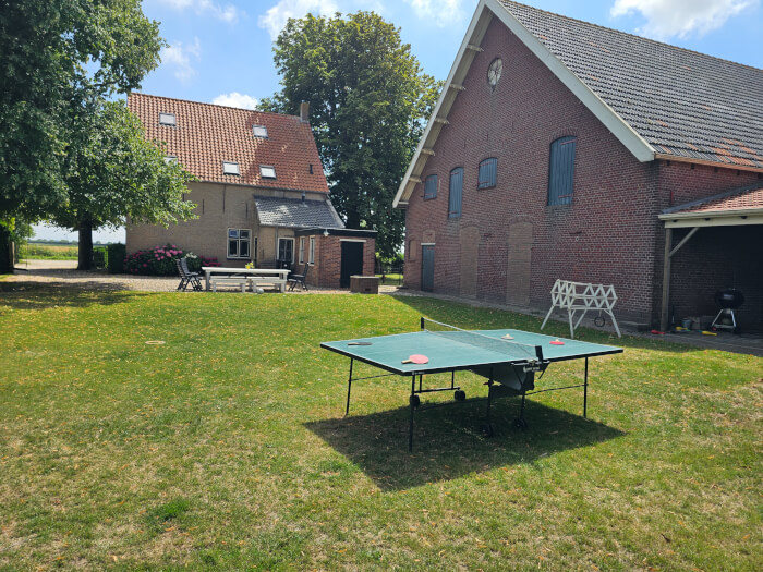 Vakantiewoning in Heerenhoek (Zeeland) voor 14 personen met 6 slaapkamers.
