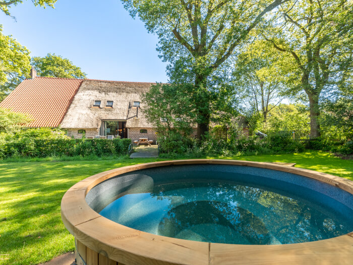 Vakantiewoning in Wateren (Drenthe) voor 12 personen met 5 slaapkamers.