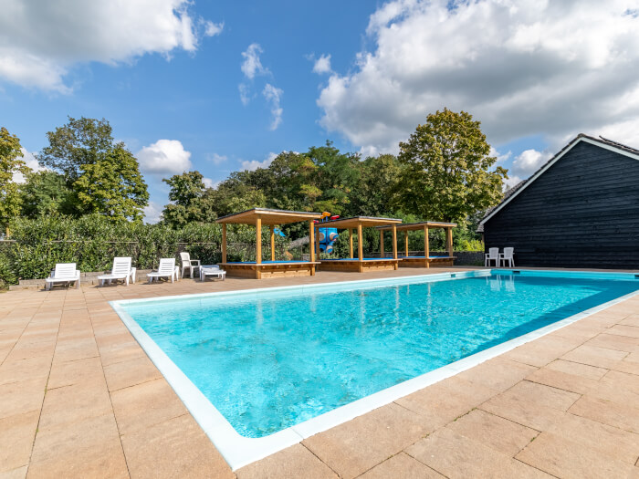 Vakantiewoning in Hengelo (Gld) (Gelderland) voor 45 personen met 16 slaapkamers.
