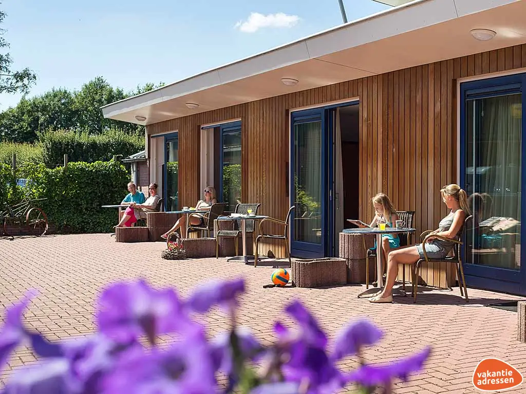 Vakantiewoning in Vollenhove (Overijssel) voor 30 personen met 10 slaapkamers.