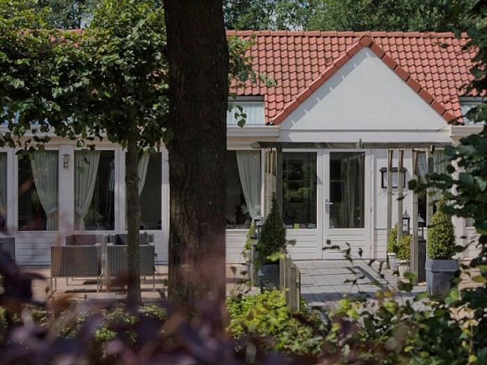 Vakantiewoning in Dongen (Noord-Brabant) voor 26 personen met 9 slaapkamers.