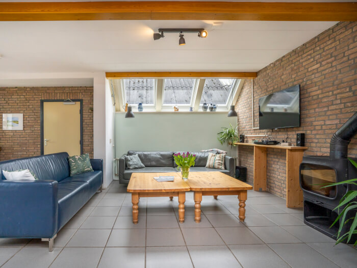 Vakantiewoning in Vierhuizen (Groningen) voor 34 personen met 10 slaapkamers.