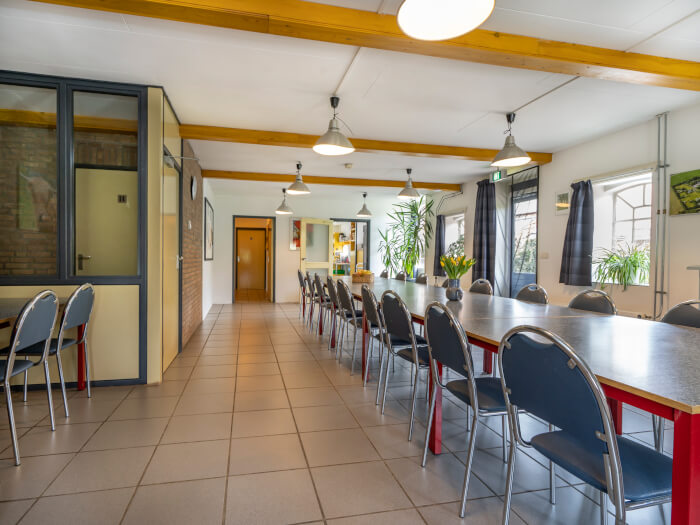 Vakantiewoning in Vierhuizen (Groningen) voor 34 personen met 10 slaapkamers.