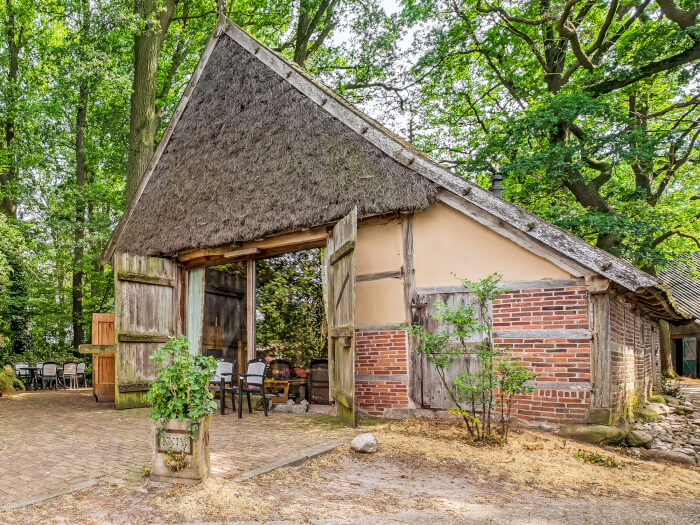 Vakantiewoning in Hezingen (Overijssel) voor 10 personen met 4 slaapkamers.