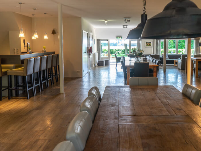Vakantiewoning in Witteveen (Drenthe) voor 34 personen met 17 slaapkamers.
