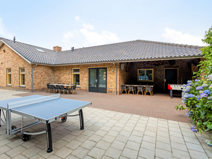 Vakantiewoning in Sevenum (Limburg) voor 24 personen met 8 slaapkamers.