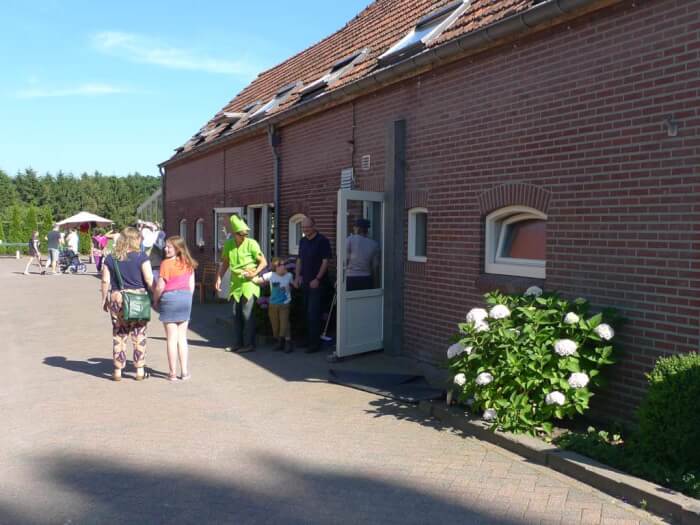 Vakantiewoning in Weert (Limburg) voor 18 personen met 5 slaapkamers.