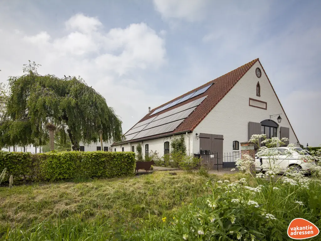 Vakantiewoning in Zevenbergen (Noord-Brabant) voor 20 personen met 9 slaapkamers.