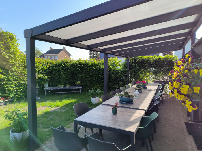 Vakantiewoning in Zevenbergen (Noord-Brabant) voor 20 personen met 9 slaapkamers.