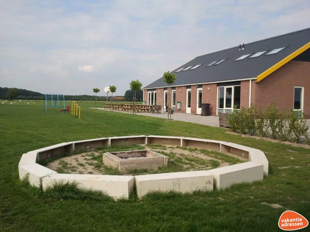 Vakantiewoning in Werkhoven (Utrecht) voor 82 personen met 7 slaapkamers.