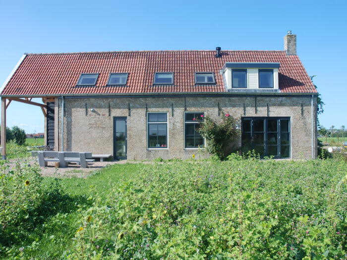 Vakantiewoning in Oostkapelle (Zeeland) voor 10 personen met 5 slaapkamers.