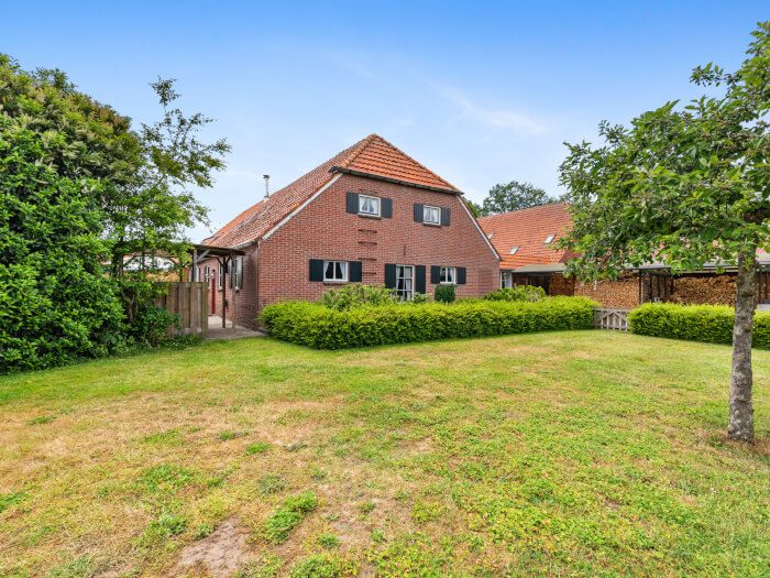 Vakantiewoning in Eibergen (Gelderland) voor 26 personen met 6 slaapkamers.