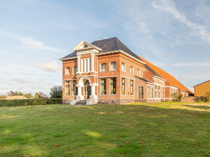 Vakantiewoning in Meeden (Groningen) voor 12 personen met 3 slaapkamers.
