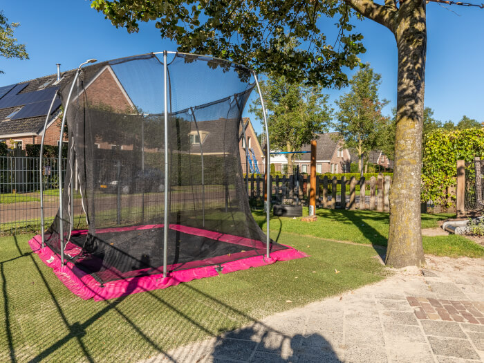Vakantiewoning in Dwingeloo (Drenthe) voor 30 personen met 8 slaapkamers.