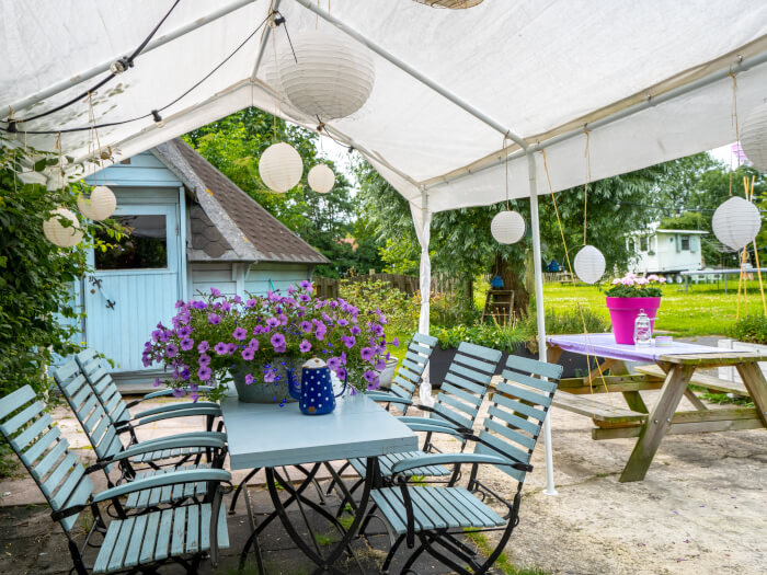 Vakantiewoning in Engwierum (Friesland) voor 16 personen met 7 slaapkamers.