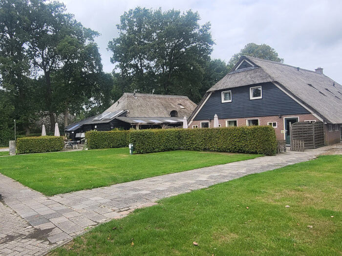 Vakantiewoning in Ruinen (Drenthe) voor 16 personen met 6 slaapkamers.