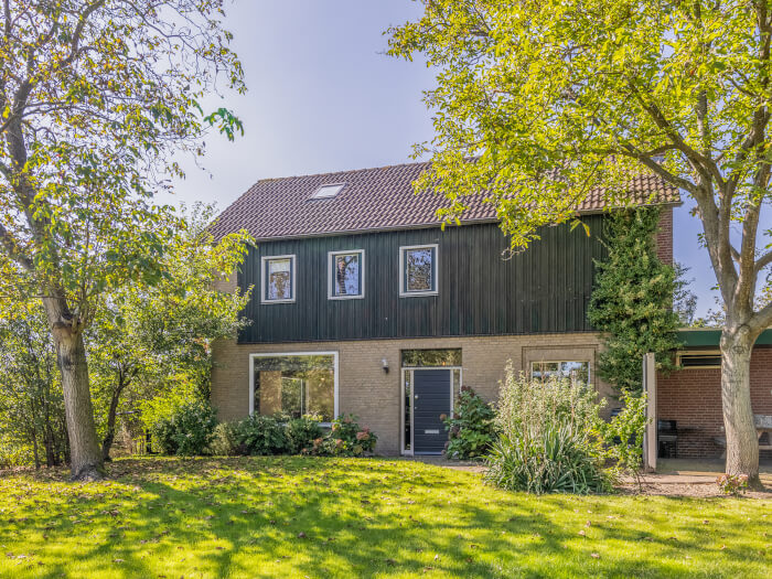 Vakantiewoning in Uden (Noord-Brabant) voor 14 personen met 7 slaapkamers.