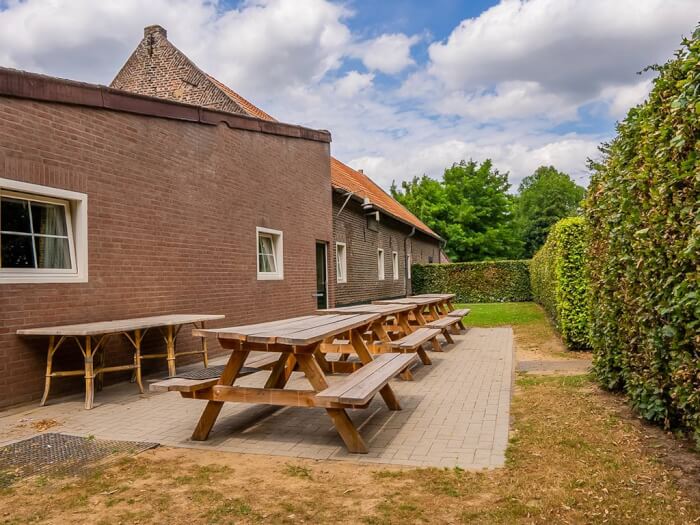 Vakantiewoning in Posterholt (Limburg) voor 40 personen met 10 slaapkamers.