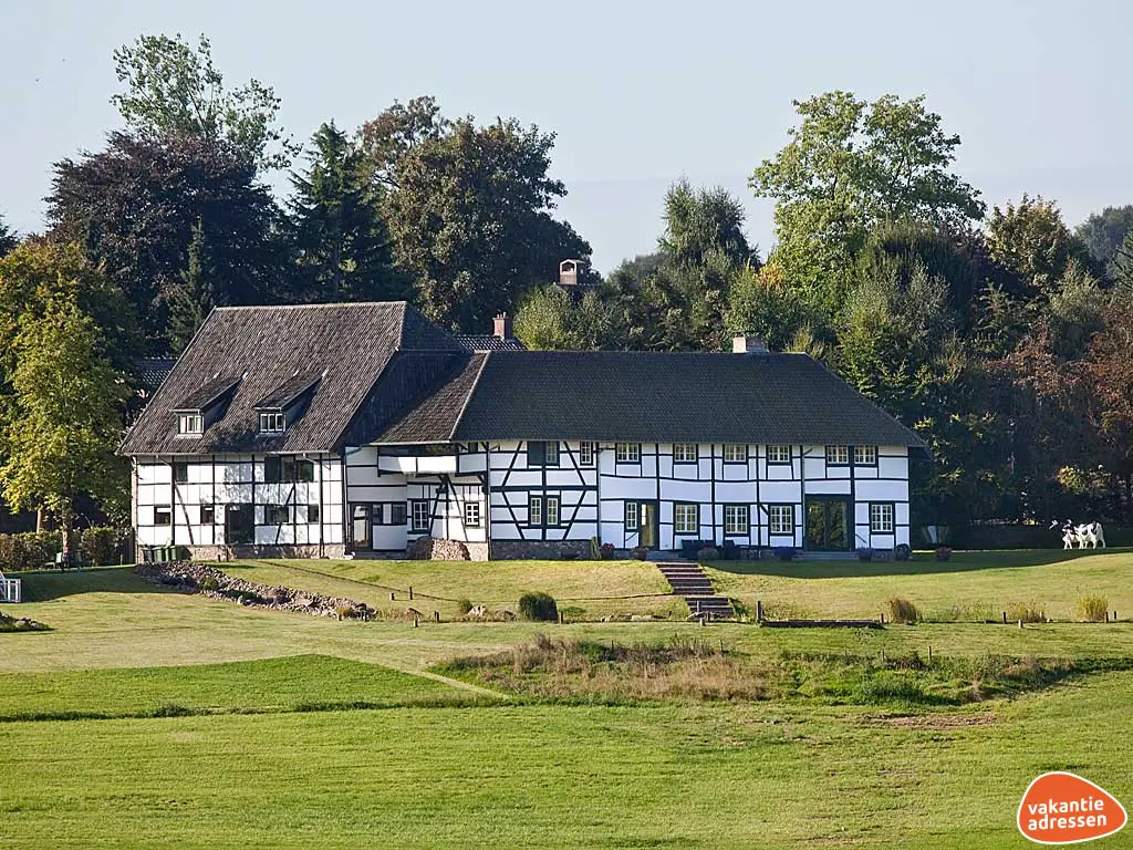 Vakantiewoning in Schweiberg (Limburg) voor 26 personen met 5 slaapkamers.