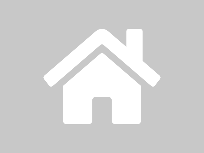 Vakantiewoning in Oudesluis (Noord-Holland) voor 30 personen met 11 slaapkamers.