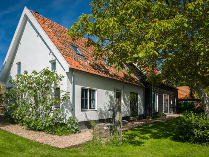 Vakantiewoning in Meliskerke (Zeeland) voor 14 personen met 7 slaapkamers.