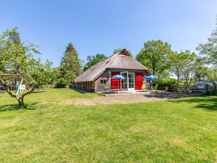Vakantiewoning in de Wijk (Drenthe) voor 20 personen met 8 slaapkamers.