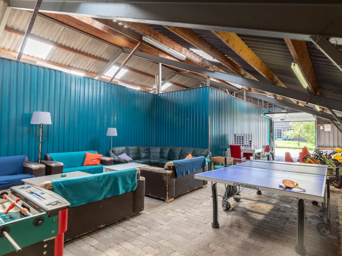Vakantiewoning in Genemuiden (Overijssel) voor 20 personen met 10 slaapkamers.