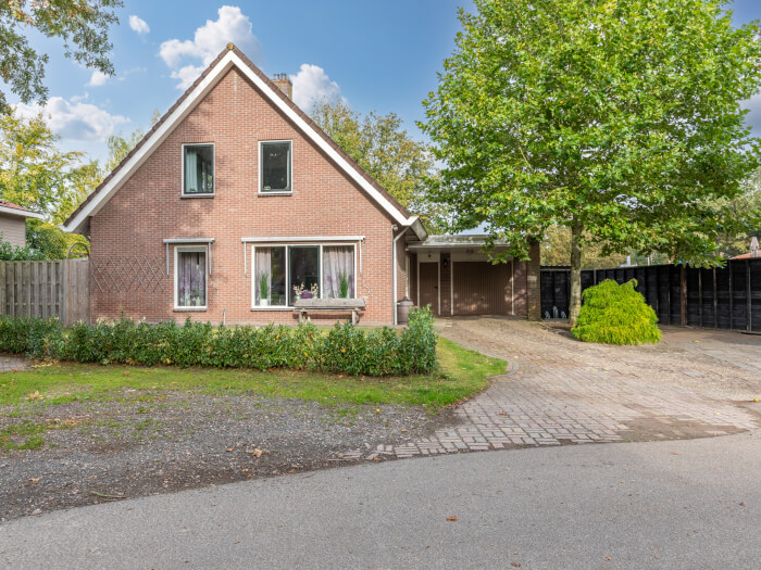 Vakantiewoning in Rheeze (Overijssel) voor 14 personen met 5 slaapkamers.