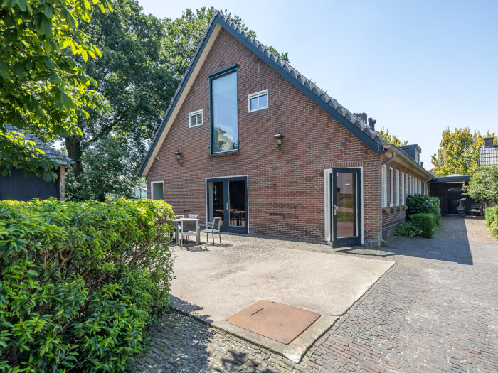 Vakantiewoning in Hoevelaken (Gelderland) voor 14 personen met 5 slaapkamers.