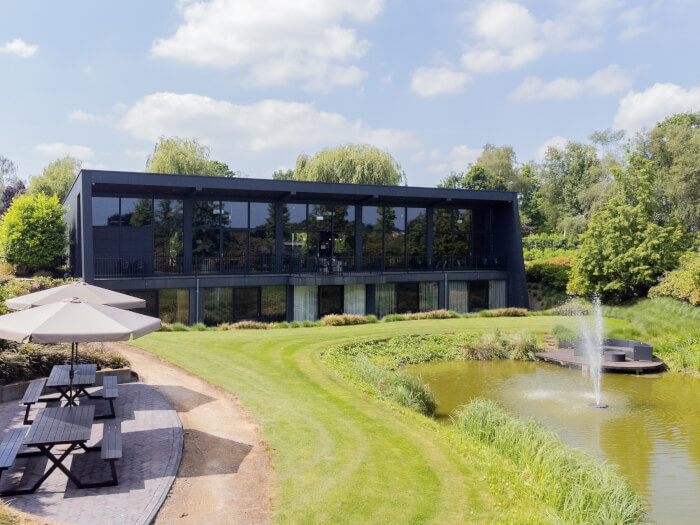 Vakantiewoning in Budel (Noord-Brabant) voor 15 personen met 5 slaapkamers.