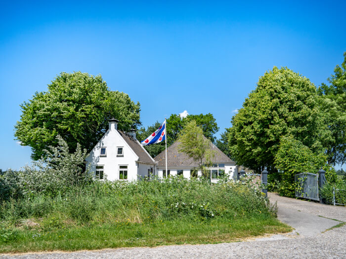 Vakantiewoning in Engelum (Friesland) voor 31 personen met 10 slaapkamers.