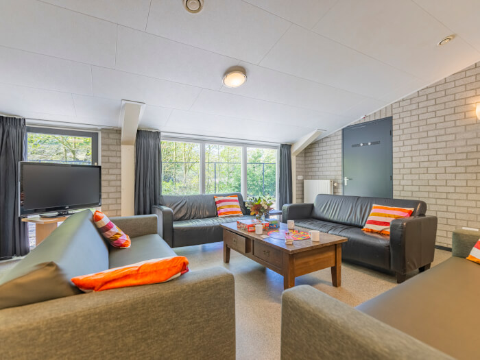 Vakantiewoning in Overloon (Noord-Brabant) voor 26 personen met 7 slaapkamers.