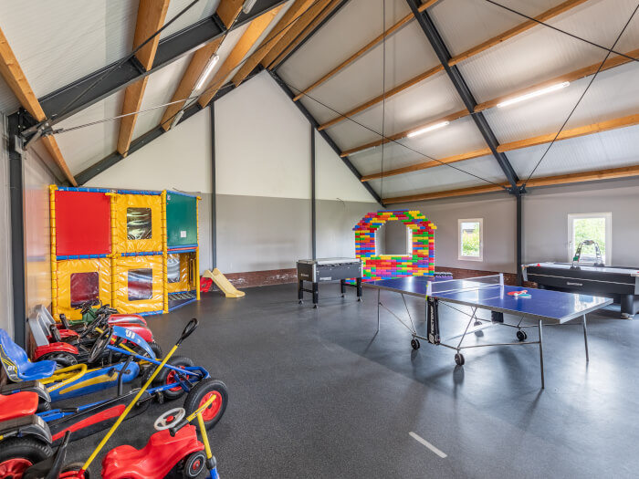 Vakantiewoning in Ane (Overijssel) voor 30 personen met 12 slaapkamers.