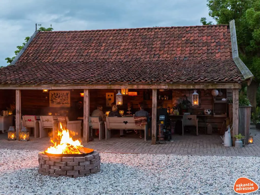 Vakantiewoning in Grootschermer (Noord-Holland) voor 15 personen met 6 slaapkamers.