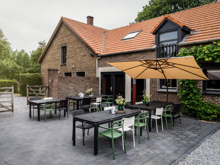 Vakantiewoning in Sevenum (Limburg) voor 30 personen met 15 slaapkamers.