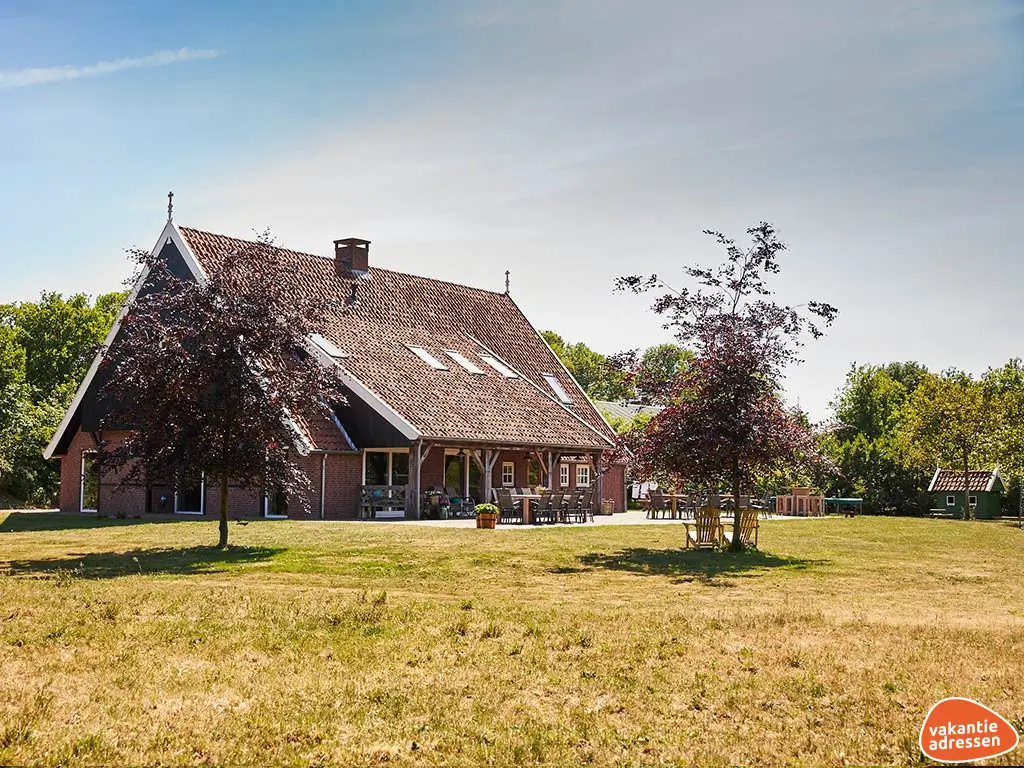 Vakantiewoning in Mander (Overijssel) voor 24 personen met 11 slaapkamers.