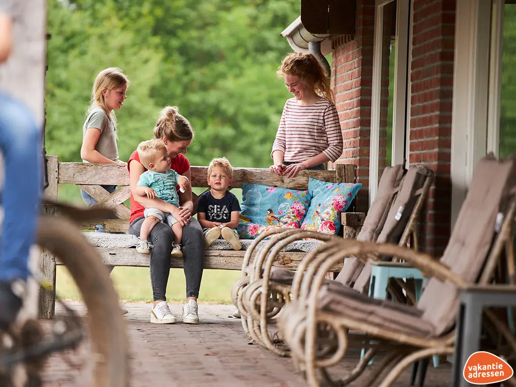 Vakantiewoning in Mander (Overijssel) voor 24 personen met 11 slaapkamers.