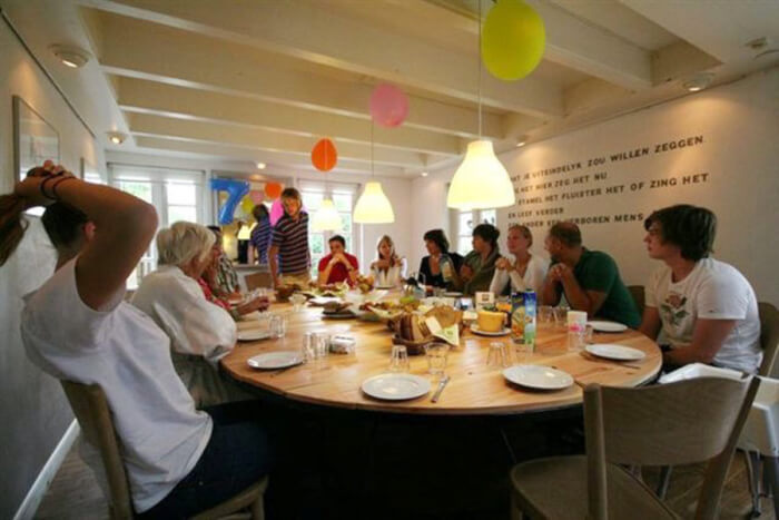 Vakantiewoning in Elp (Drenthe) voor 16 personen met 7 slaapkamers.