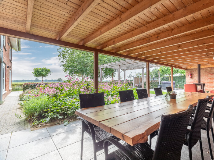 Vakantiewoning in Megchelen (Gelderland) voor 10 personen met 4 slaapkamers.