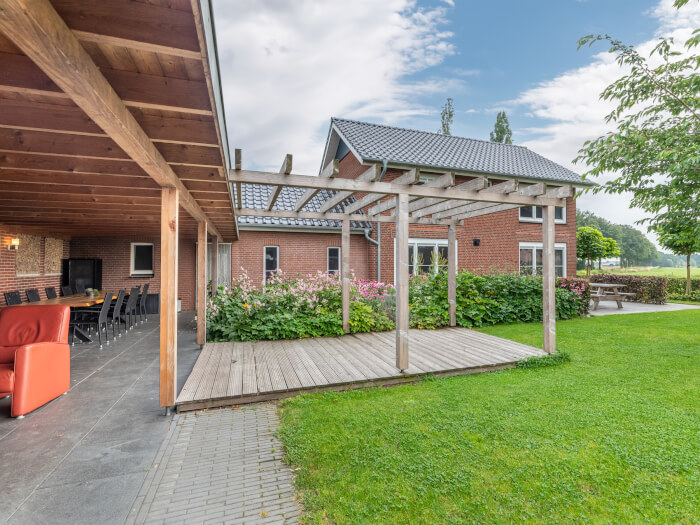 Vakantiewoning in Megchelen (Gelderland) voor 10 personen met 4 slaapkamers.