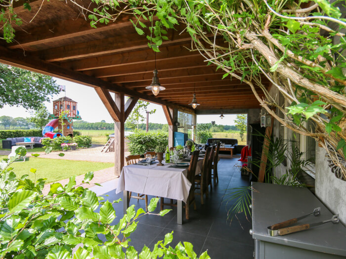Vakantiewoning in Oploo (Noord-Brabant) voor 16 personen met 8 slaapkamers.