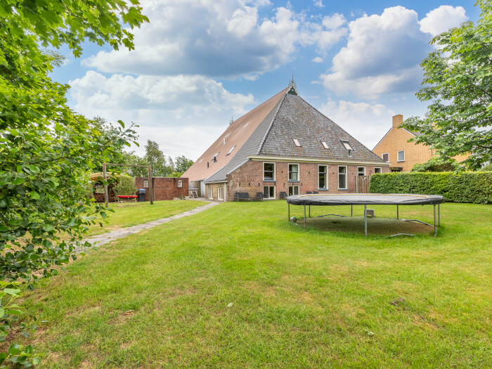 Vakantiewoning in Ruigahuizen (Friesland) voor 12 personen met 5 slaapkamers.