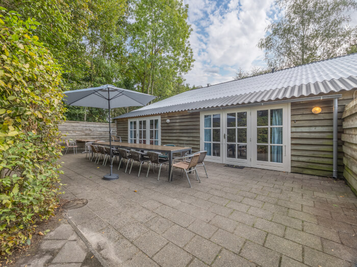 Vakantiewoning in Loon op Zand (Noord-Brabant) voor 28 personen met 8 slaapkamers.