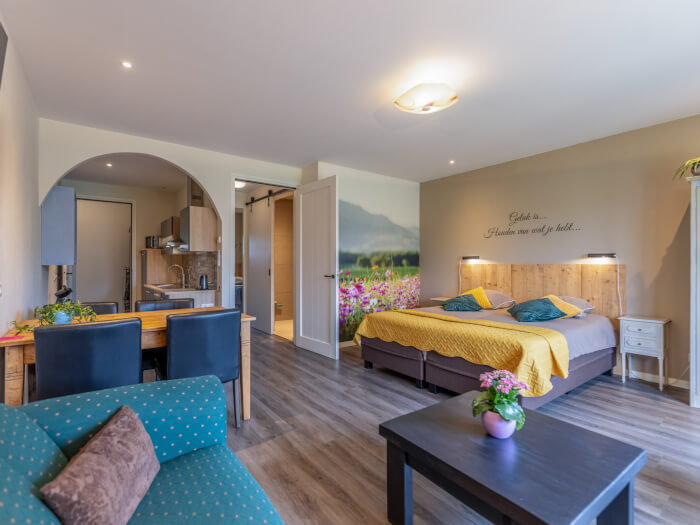 Vakantiewoning in Rosmalen (Noord-Brabant) voor 14 personen met 7 slaapkamers.