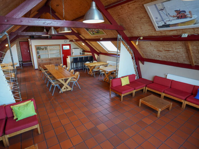 Vakantiewoning in Balk (Friesland) voor 40 personen met 7 slaapkamers.