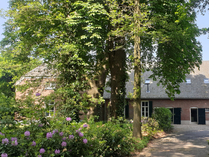 Vakantiewoning in Zenderen (Overijssel) voor 20 personen met 6 slaapkamers.
