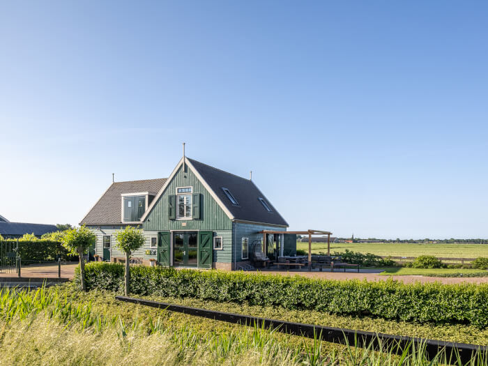 Vakantiewoning in Middenbeemster (Noord-Holland) voor 24 personen met 5 slaapkamers.